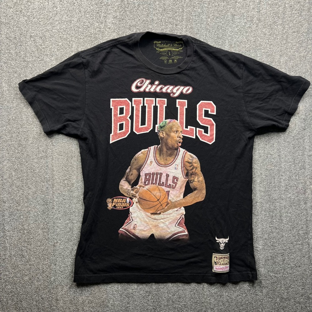 Mitchell & Ness T-Shirt Mens Large Black Chicago Bulls Dennis Rodman 1997 NBA